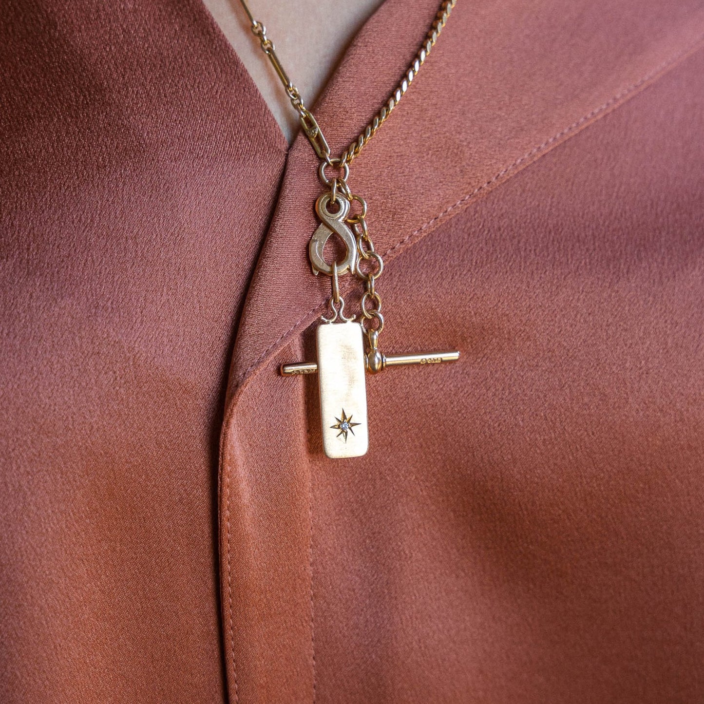 “Shooting Star”Charm Rectangular in 9k Gold