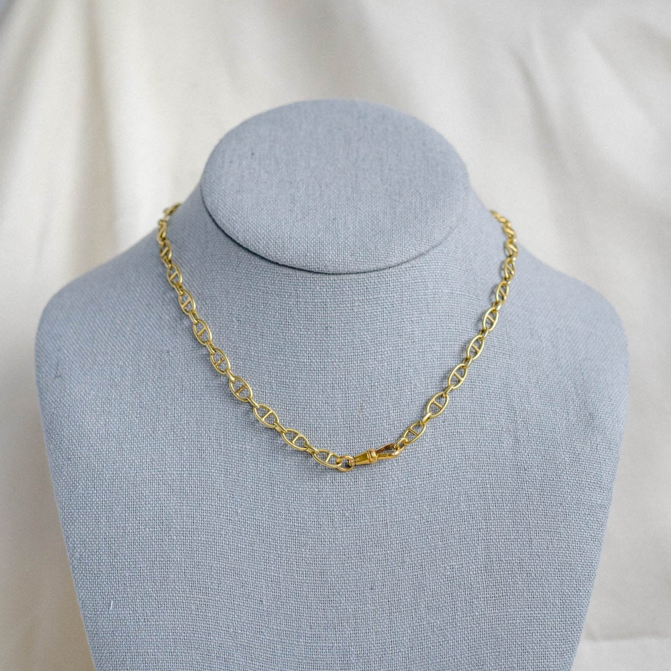 Exceptional 18k Anchor Link Watch Chain 16”