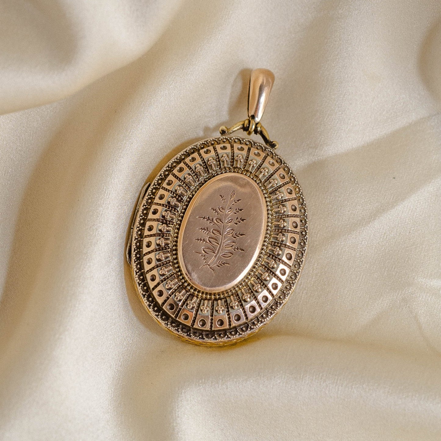 Victorian Etruscan Revival Large Oval Goldfill Locket