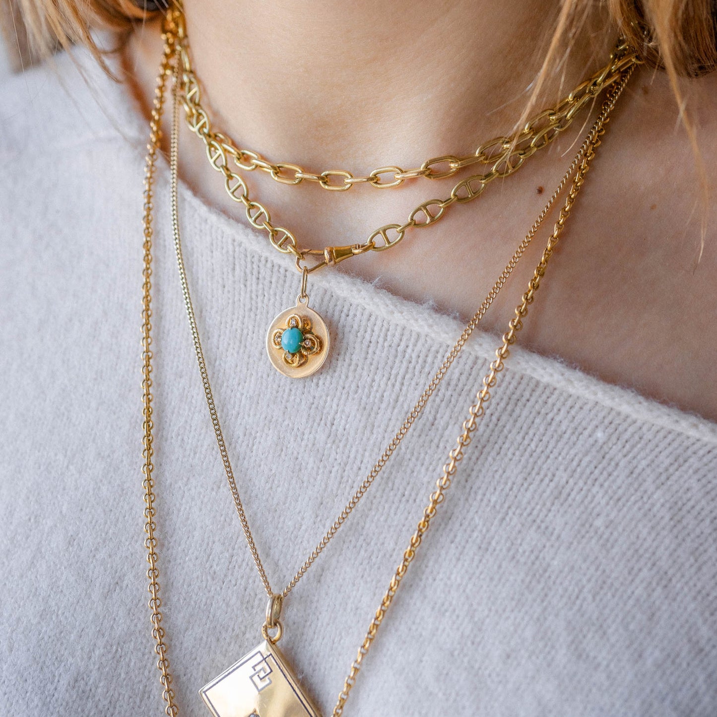 Stunning Solid Link 27" Rolo Chain in 18 Karat Yellow Gold