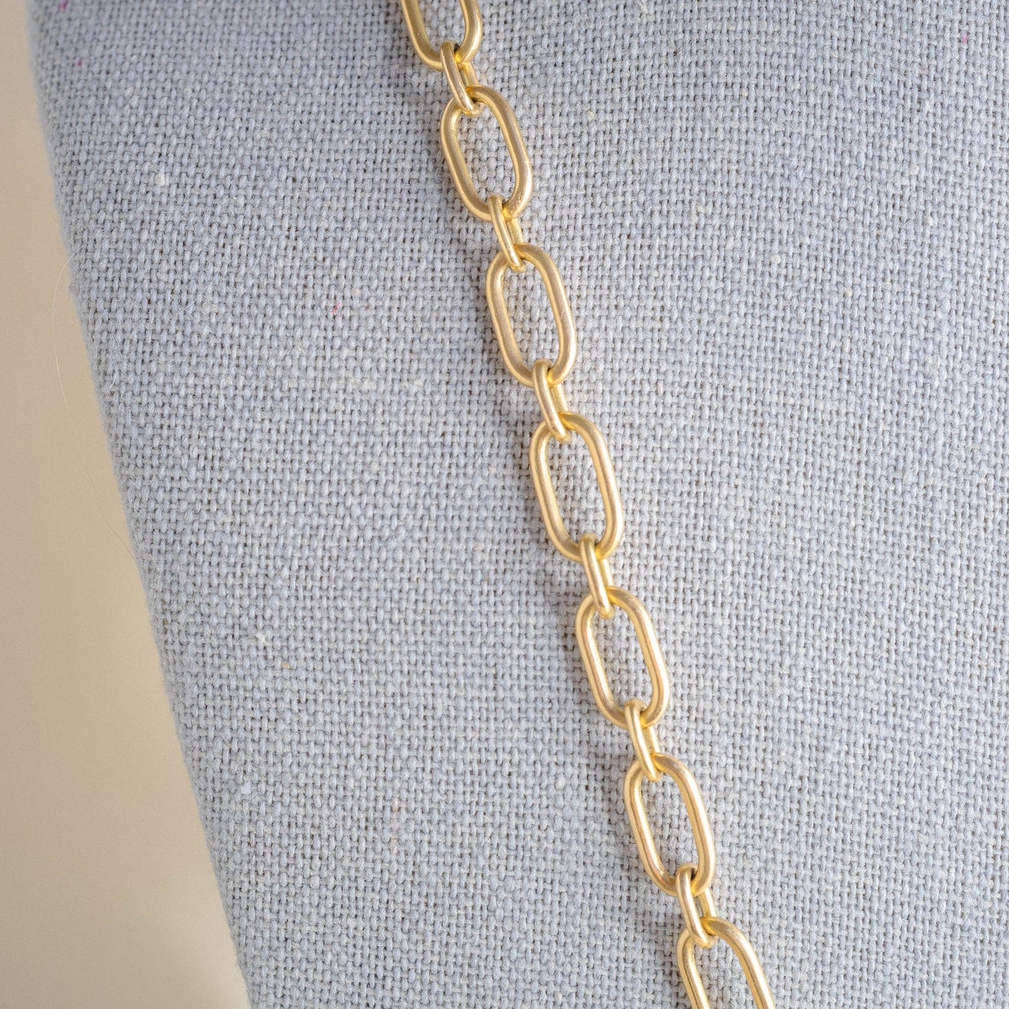 Large Oval Link Gold Chain in 18k