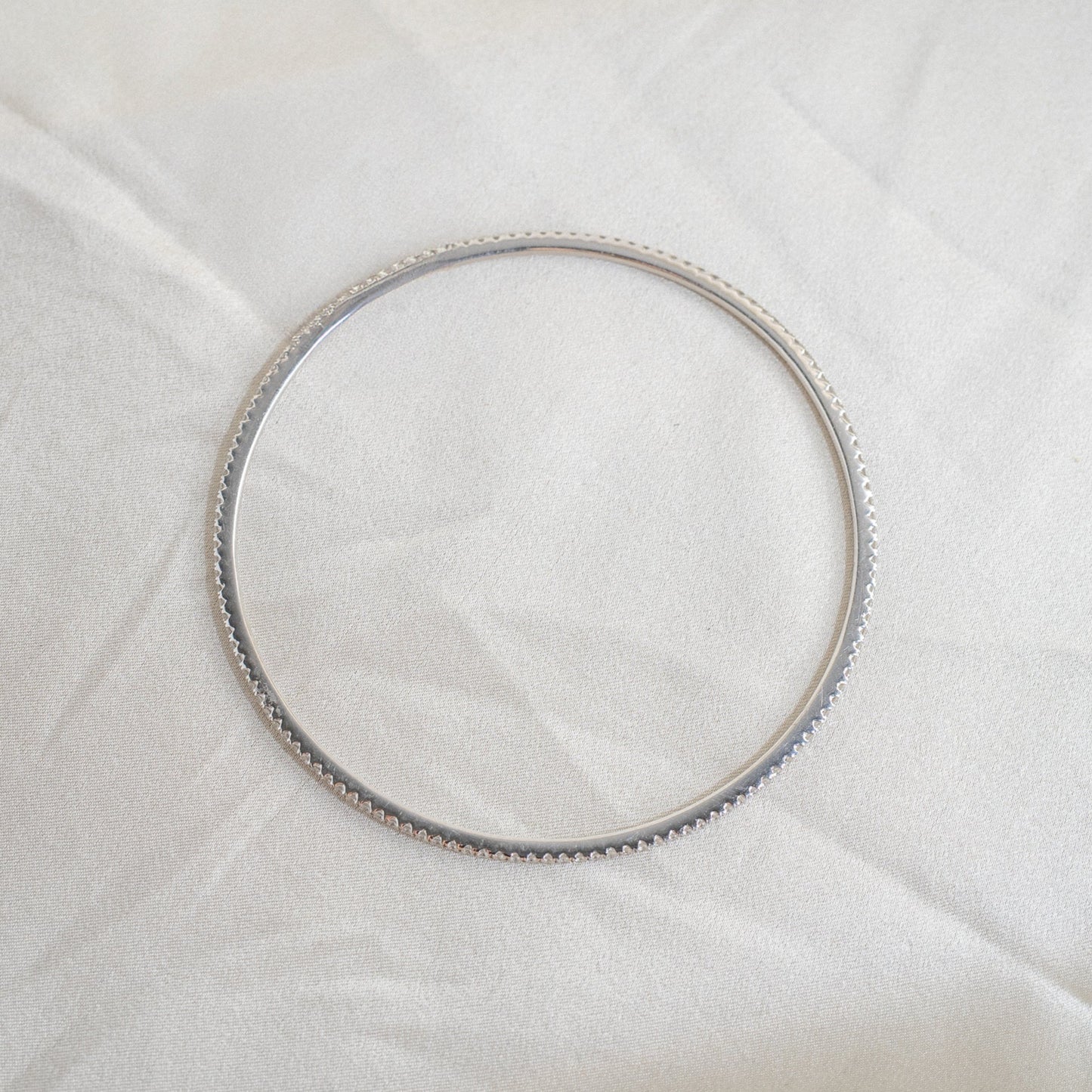 Diamond Bangle Bracelet in 18K
