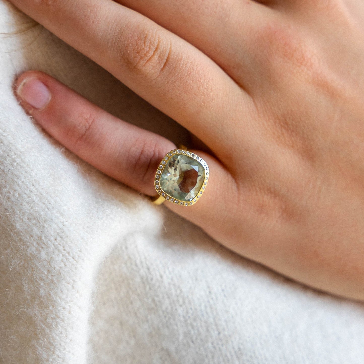 Designer 18K Gold Blue Topaz Ring