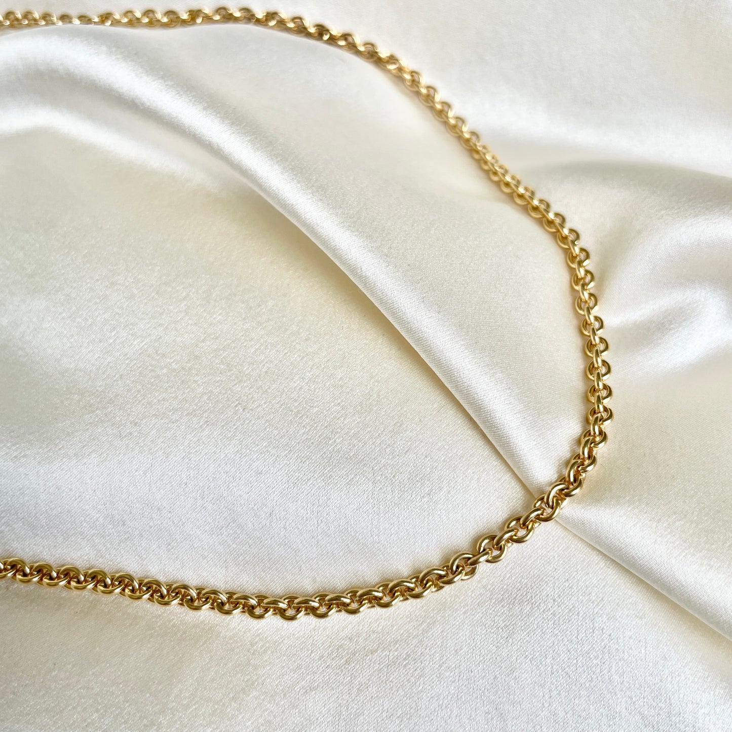 Italian 18K Yellow Gold Classic Round Rolo Cable Chain – 30 Inches