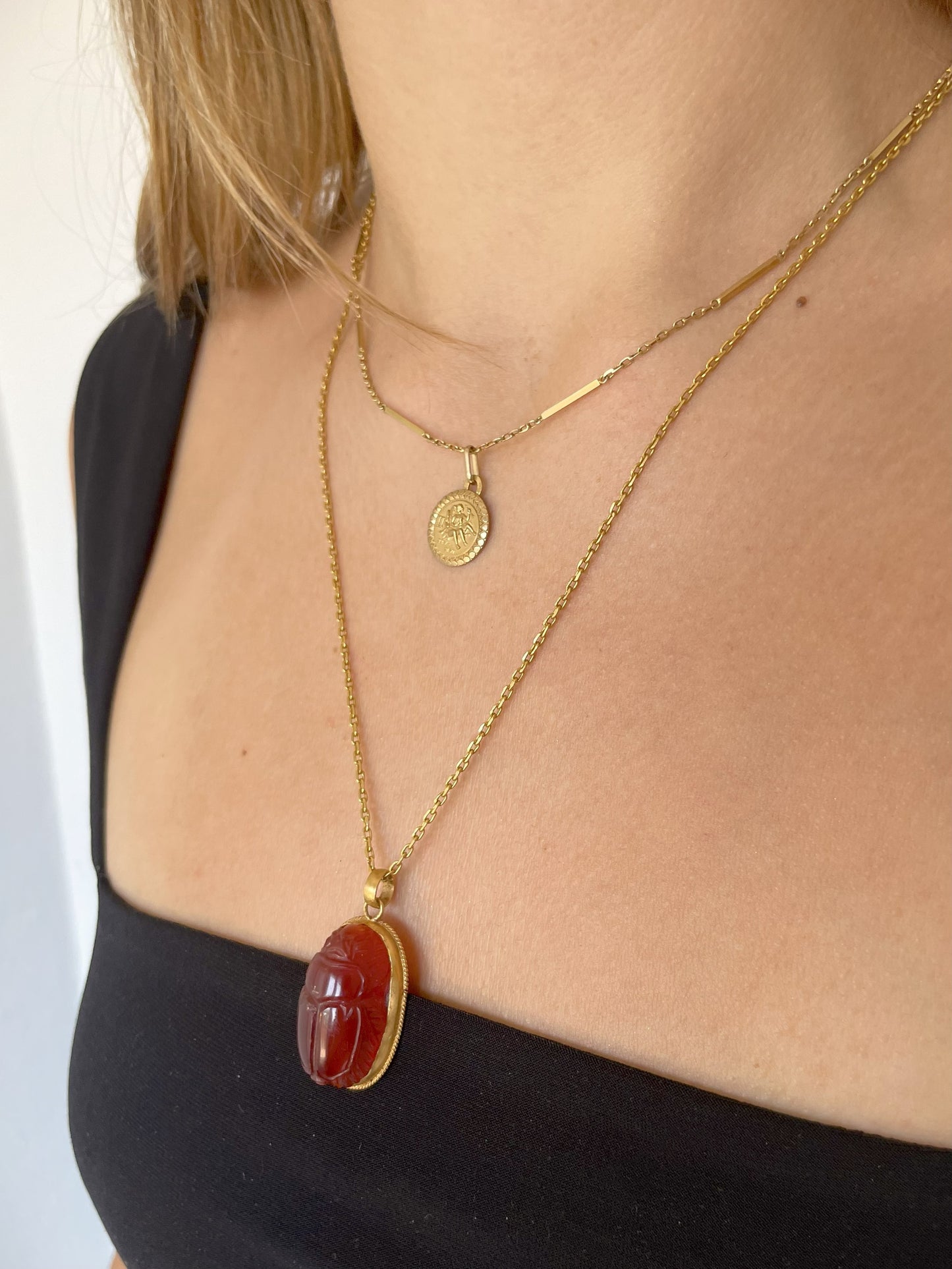 Carnelian Scarab Pendant in 18K Gold