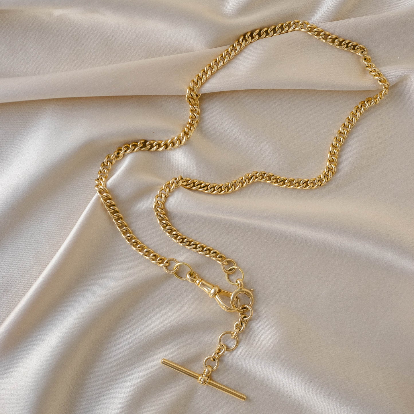 Mémoire: Antique 18K Gold Curb Link Watch Chain Necklace