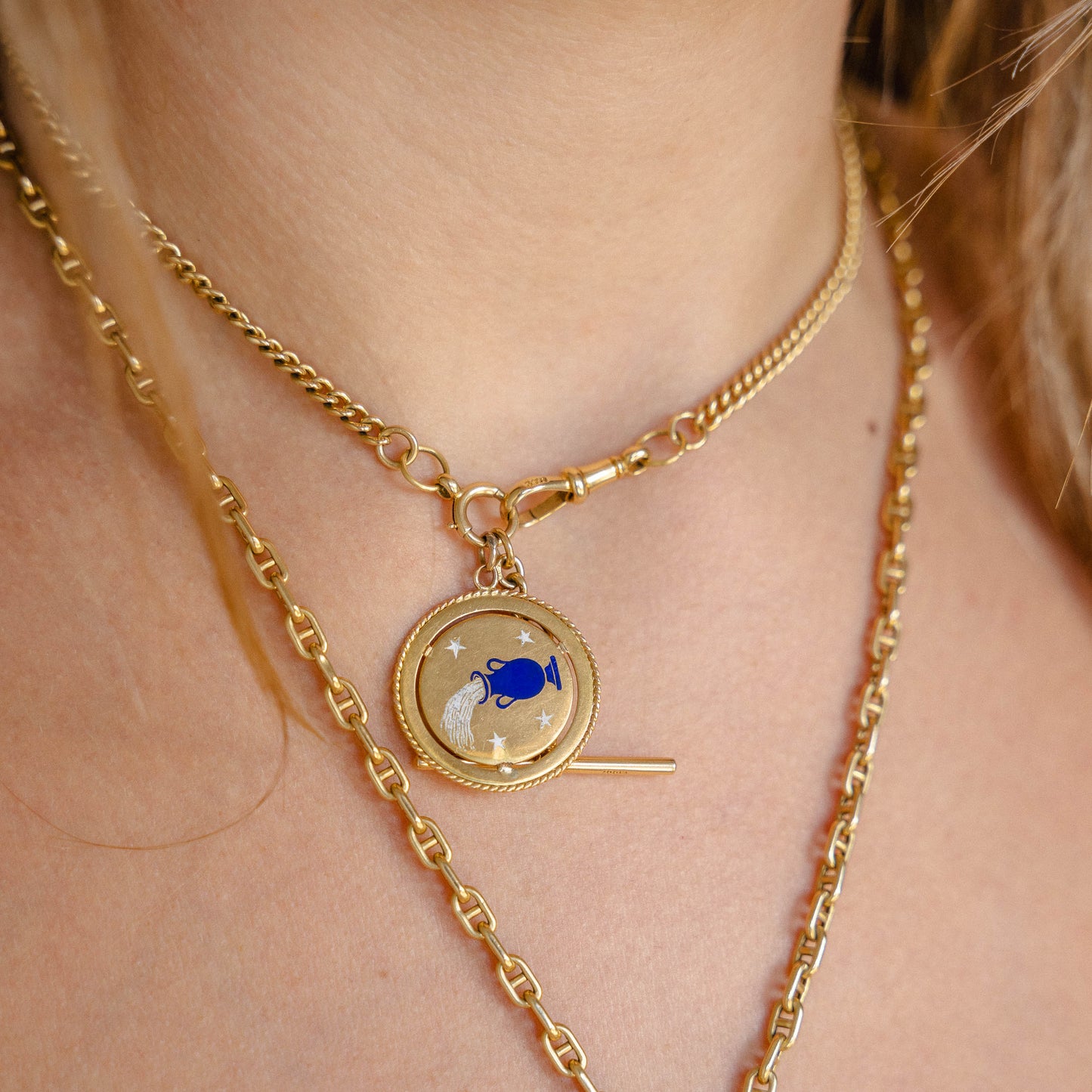 Elegant 18K Yellow Gold Enamel Large Aquarius Zodiac Medallion