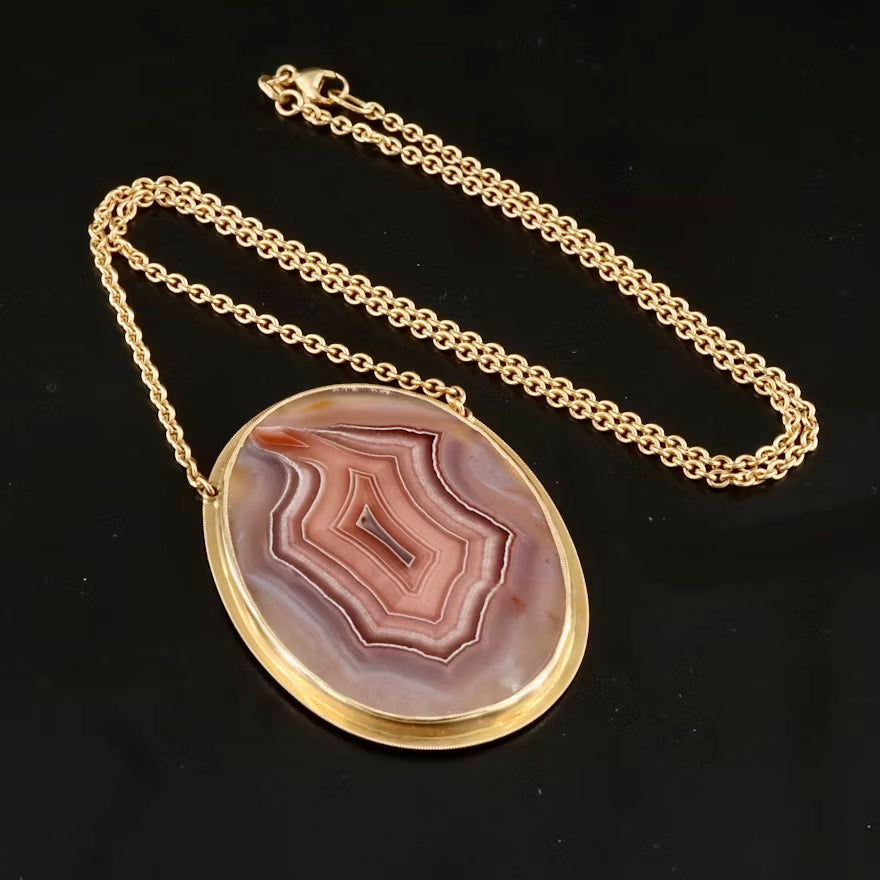 Striking Italian 18k Gold and Agate Necklace
