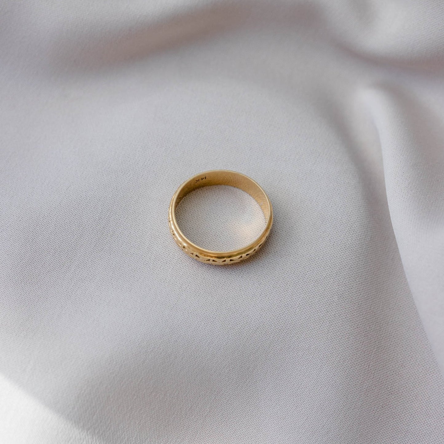 Gorgeous 14k Gold Band