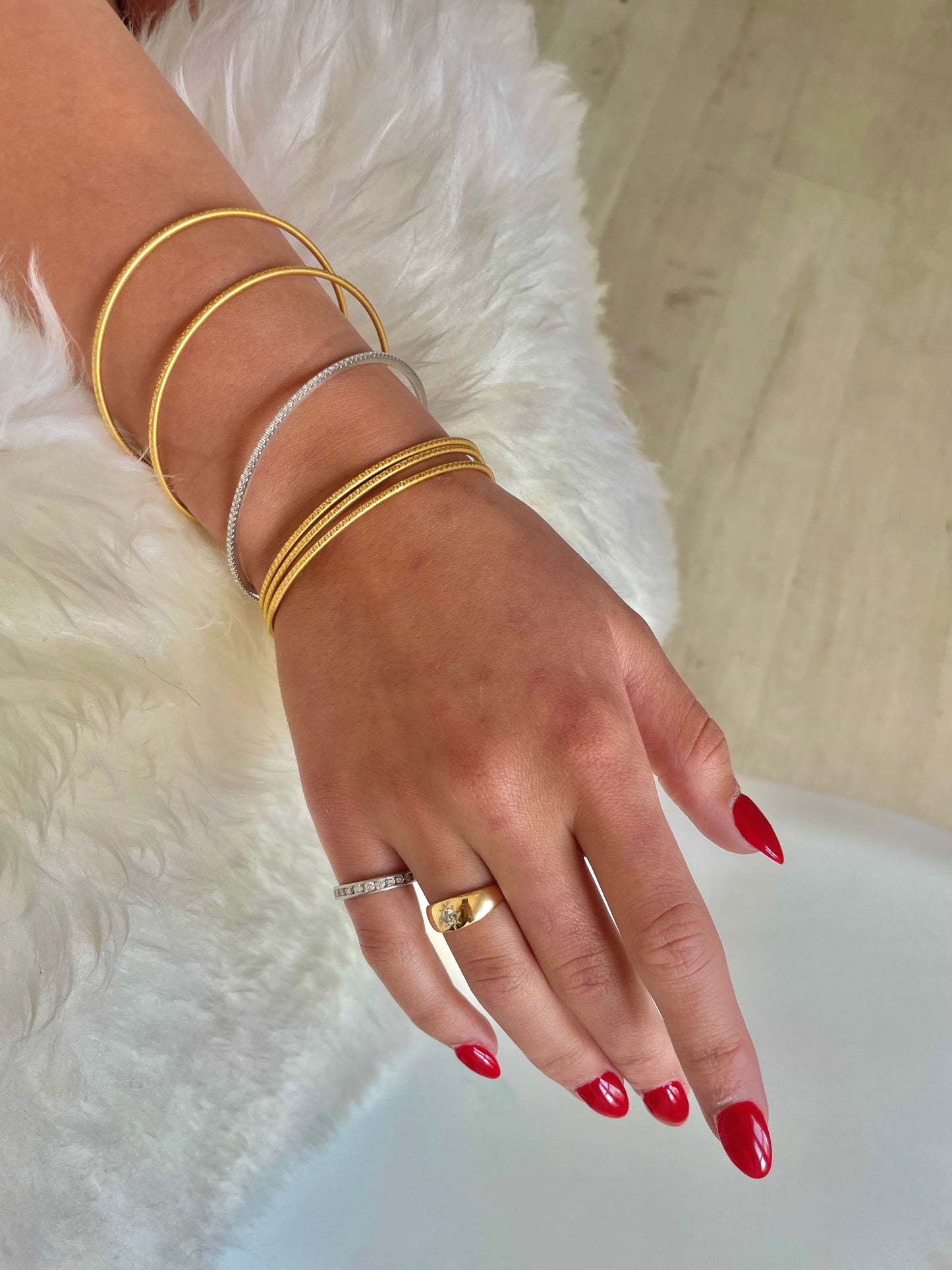 Diamond Bangle Bracelet in 18K