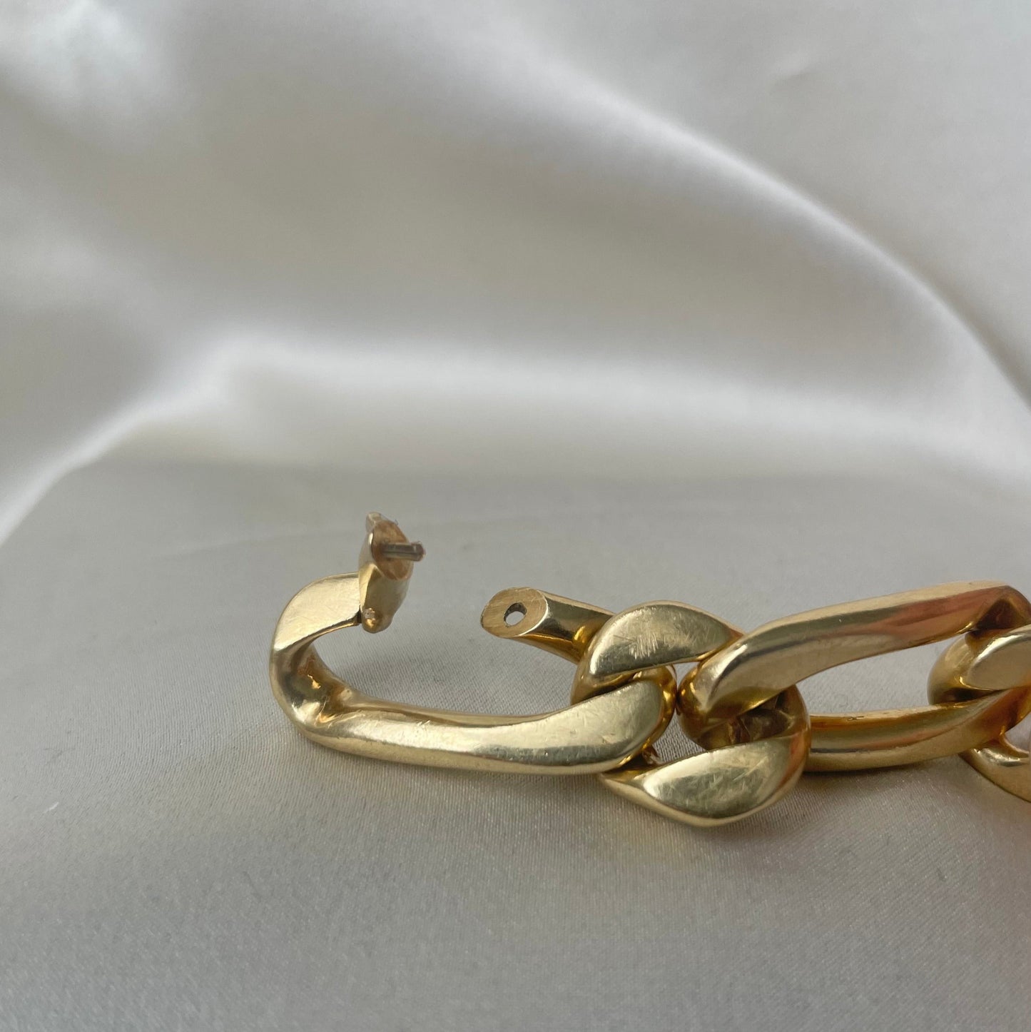 Handmade 18K Solid Specialty Curb Link Bracelet with Hidden Clasp