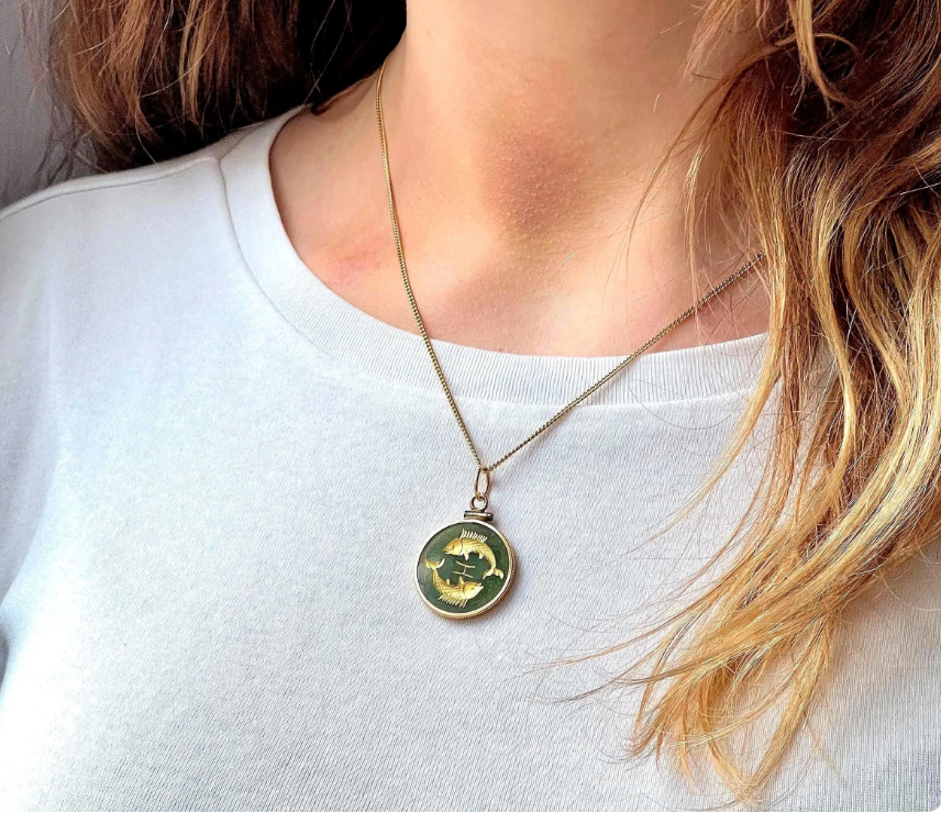 Vintage Nephrite Jade Pisces Zodiac Medallion in 14K Gold