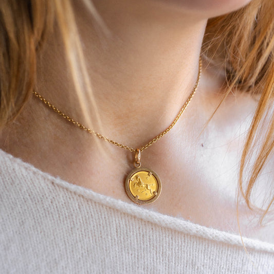 Aries Zodiac Medallion in 18 Karat Yellow Gold