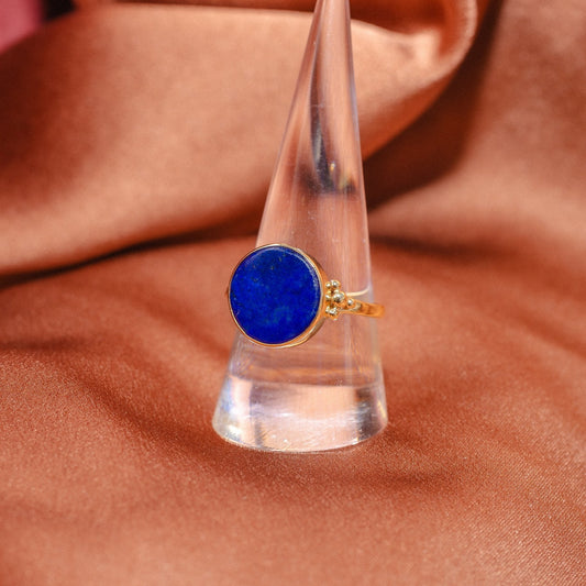 Round Lapis Bezel Set Signet Ring in 14K Yellow Gold