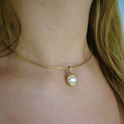 Vintage Cartier 18K Gold Neck Wire