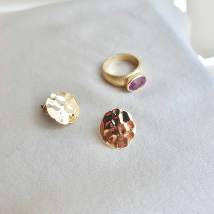 Lilypads: 18K Hammered High Polished Studs