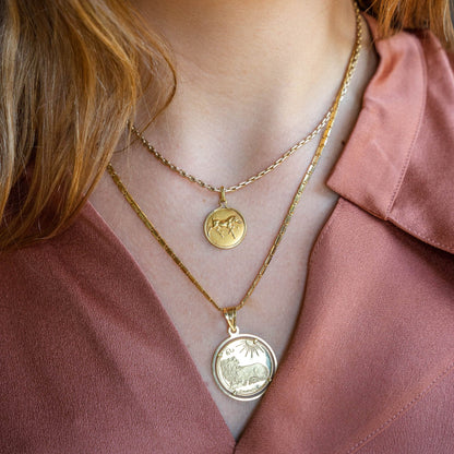 Italian Large Vintage 70's 18k Authentic UnoAerre Leo Zodiac by Giampaoli
