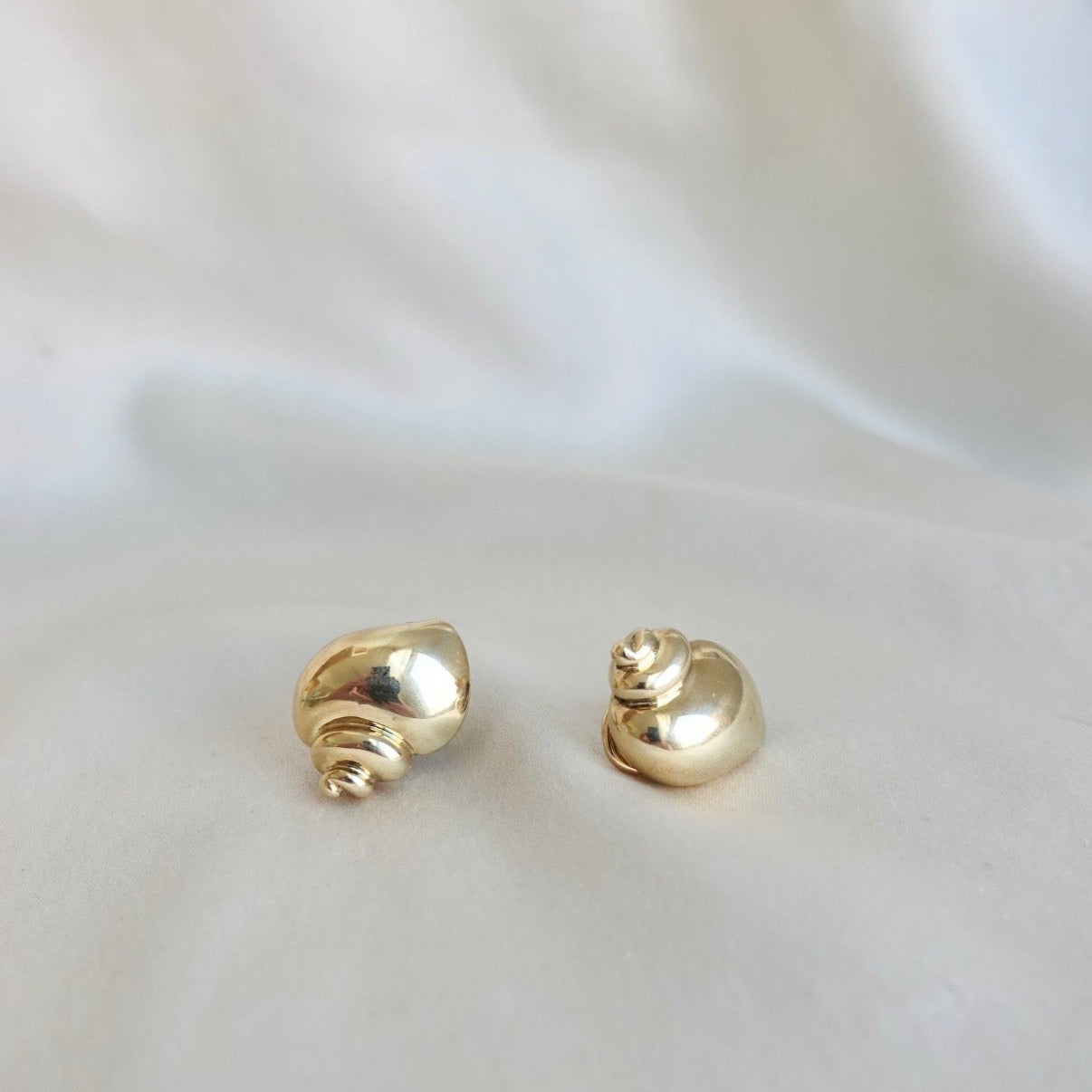 Angela Cummings Seashell Earrings