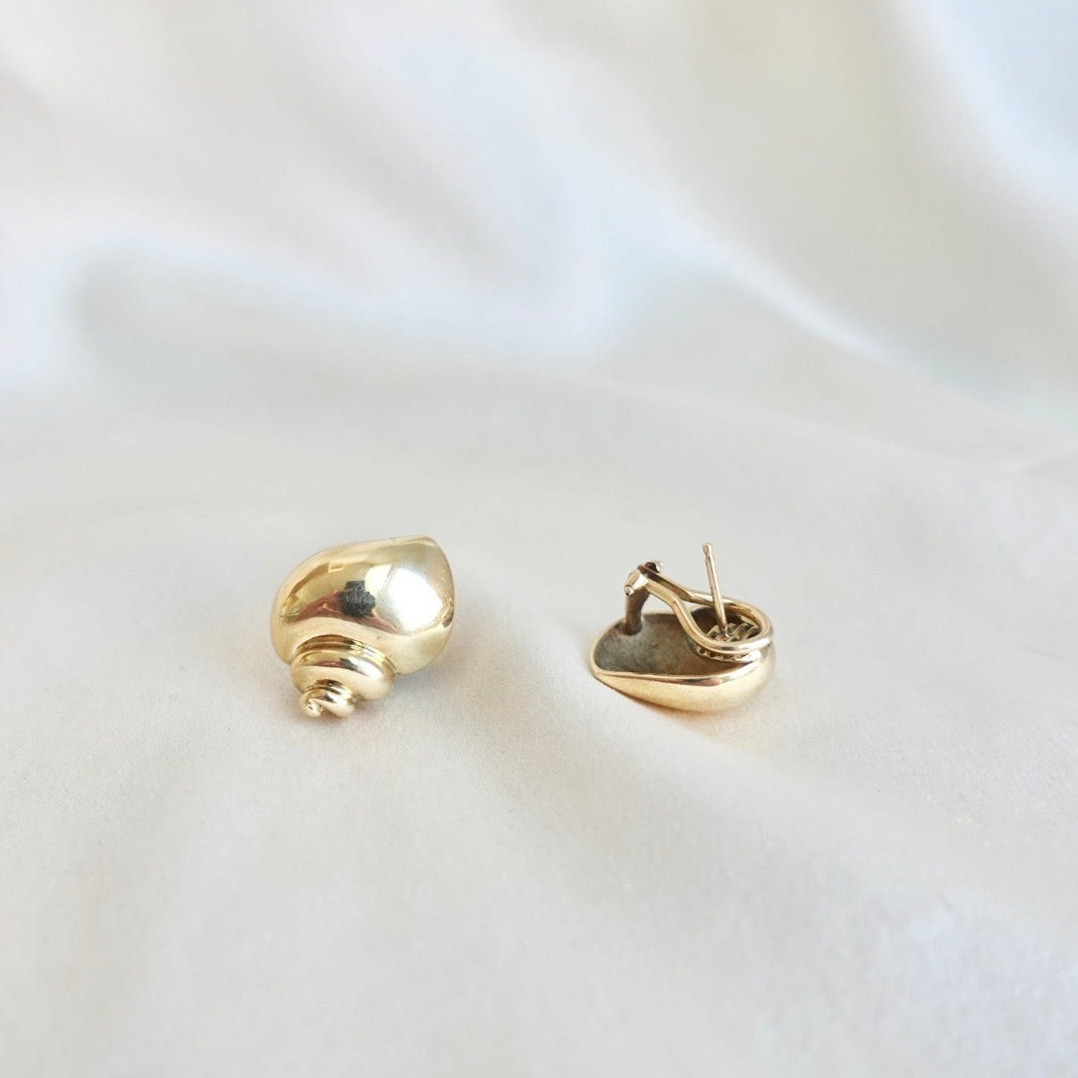 Angela Cummings Seashell Earrings