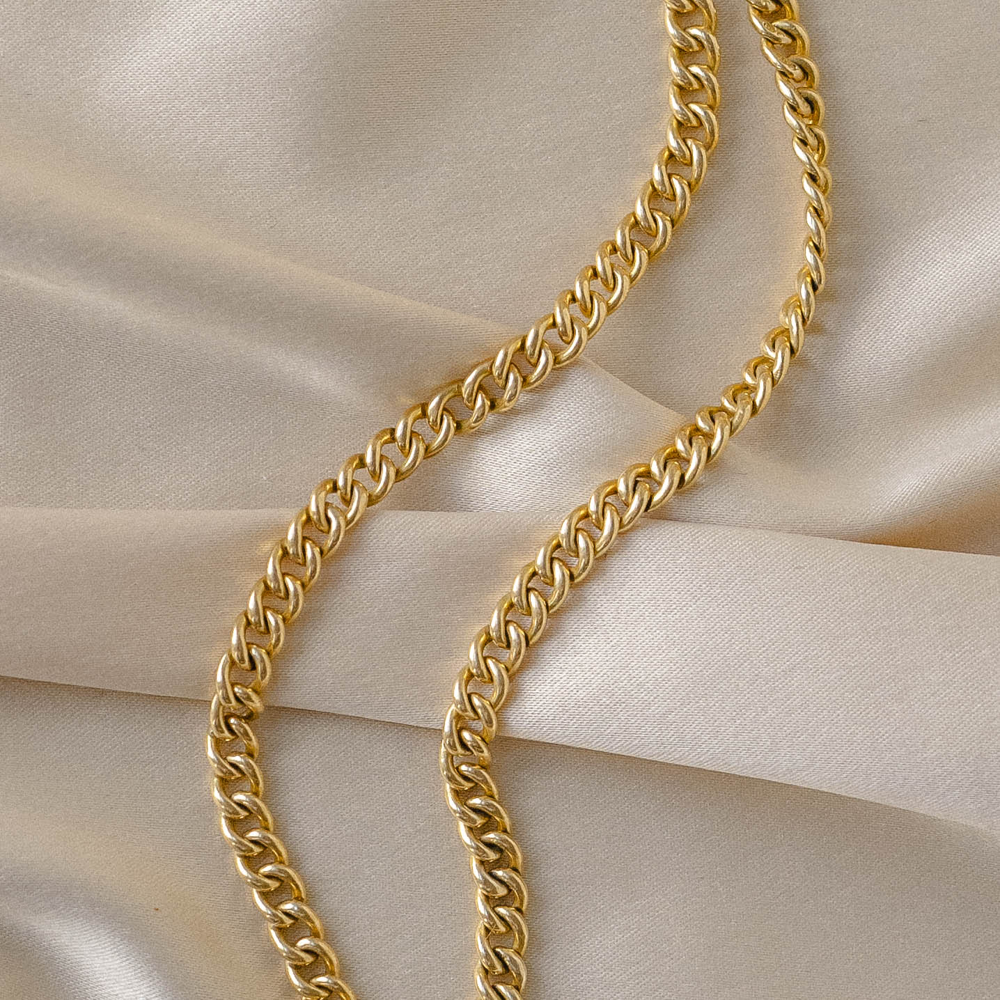 Antique Victorian 18K Gold Curb Link Watch Chain Necklace