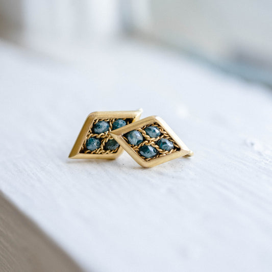 18k Amali Blue Diamond Woven Gold Studs
