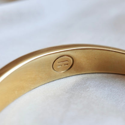 Mid-Century Tiffany & Co. Italian 18K Gold Hinged Bangle
