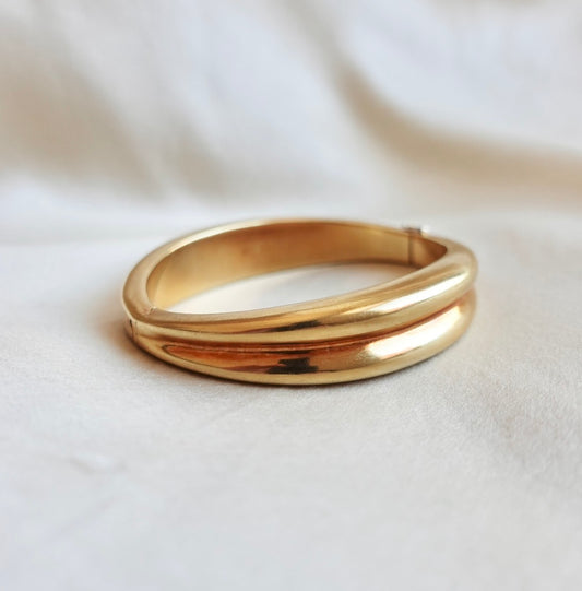 Mid-Century Tiffany & Co. Italian 18K Gold Hinged Bangle
