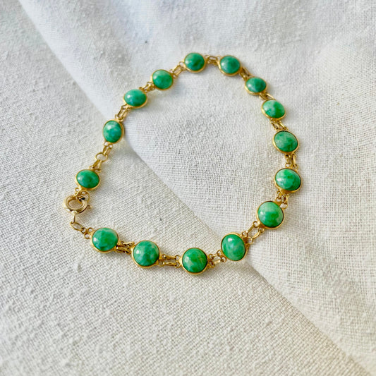 Jade Bezel Set Bracelet in 10K Gold