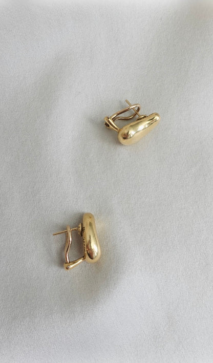18k Elsa Peretti Comma Earrings