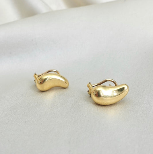 18k Elsa Peretti Comma Earrings