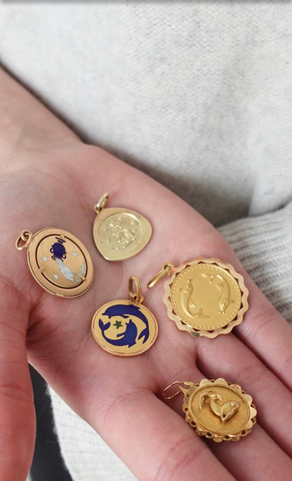 Aquarius Medallion in 14K