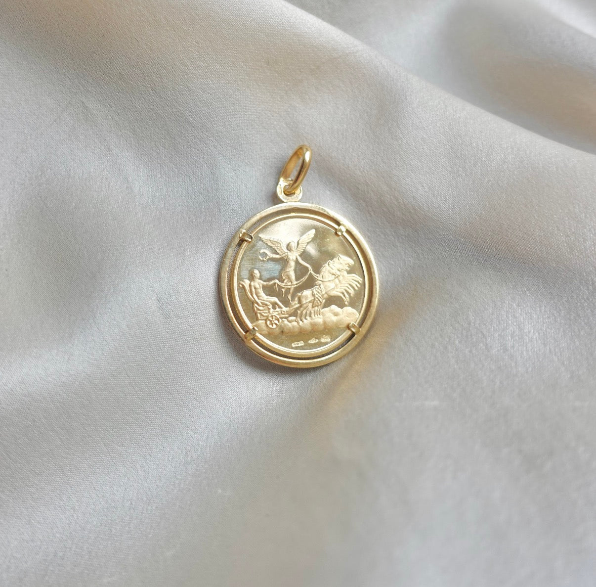 Rare Italian Aquarius 18K Zodiac Pendant