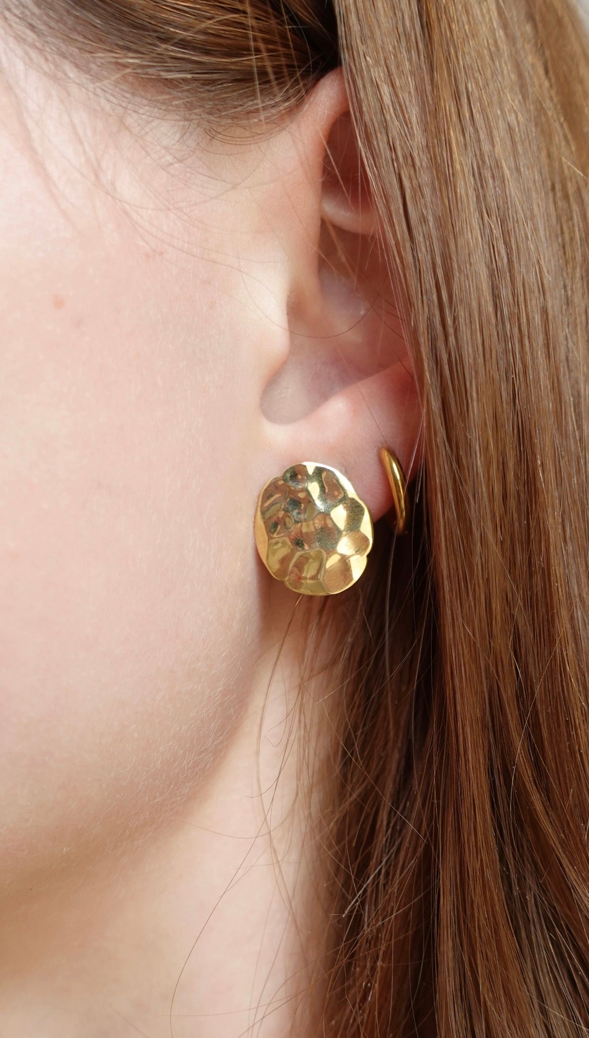 Lilypads: 18K Hammered High Polished Studs