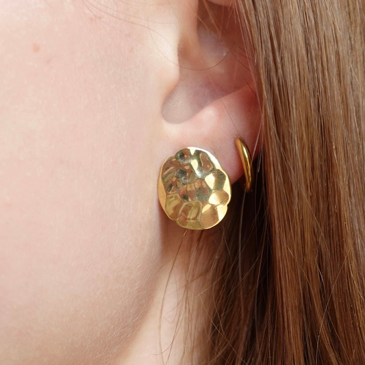 Lilypads: 18K Hammered High Polished Studs