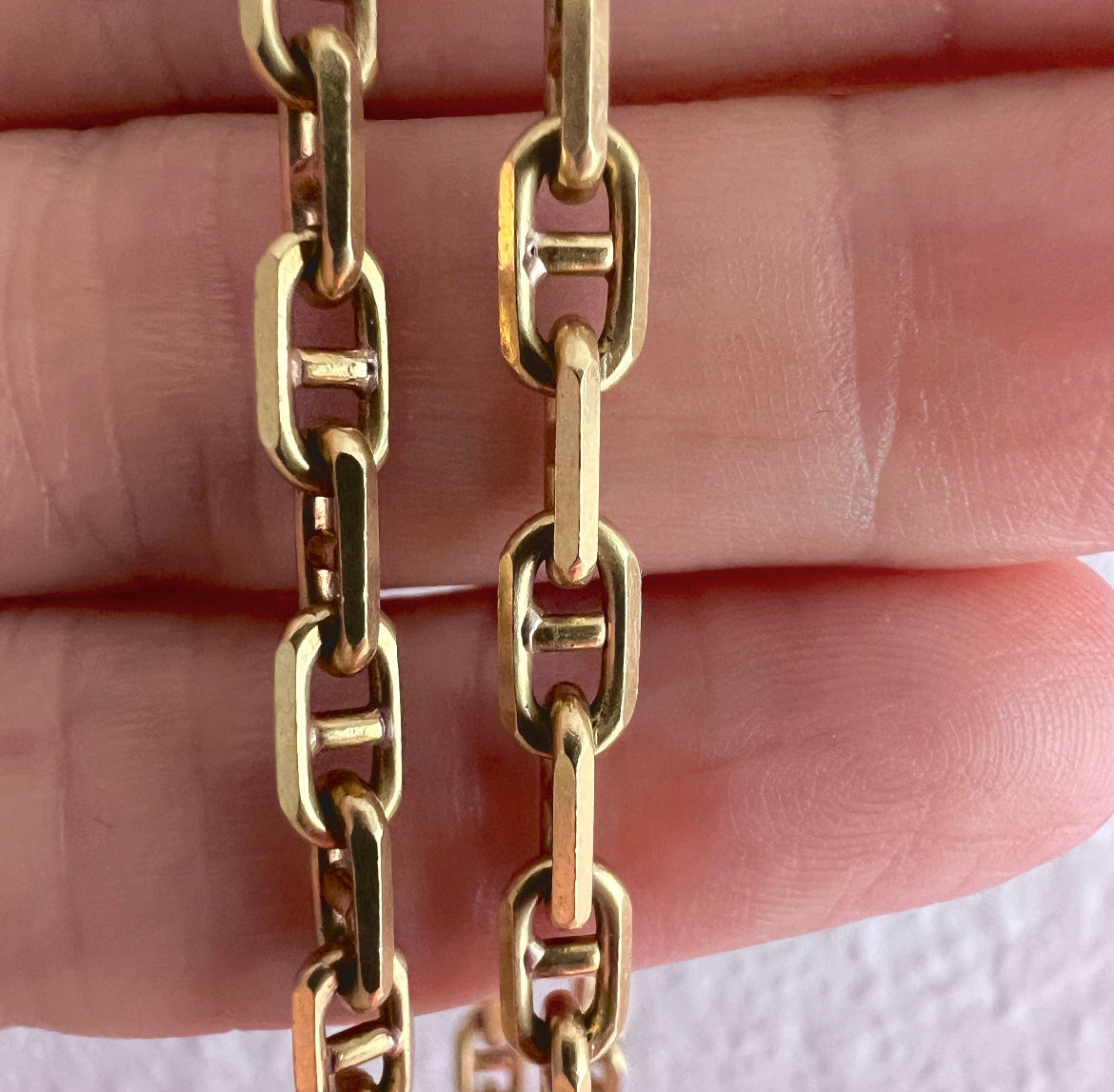 18k Beveled Cut Mariner Style Link Bracelet