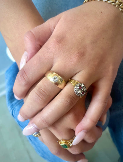 Flush Set Diamond Ring in 14K Yellow Gold