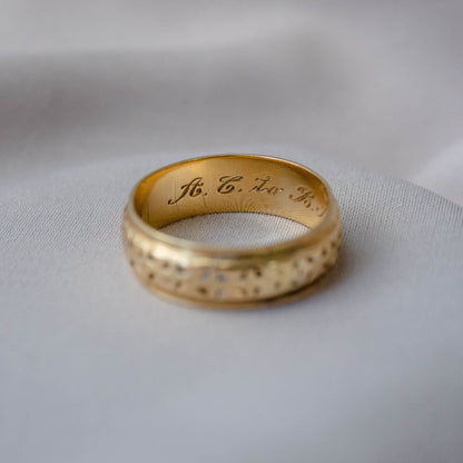 Gorgeous 14k Gold Band