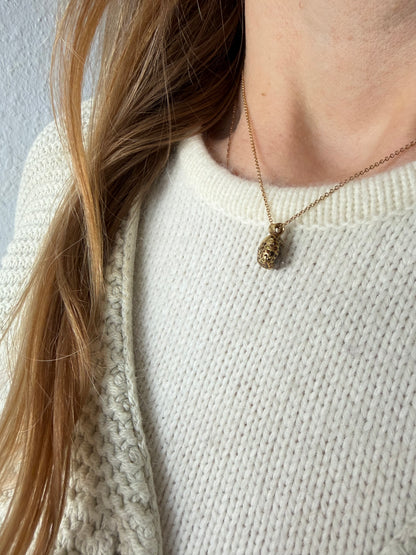 Moonward — 18K Labradorite Necklace