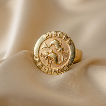 Vintage Pisces 9k Signet Ring