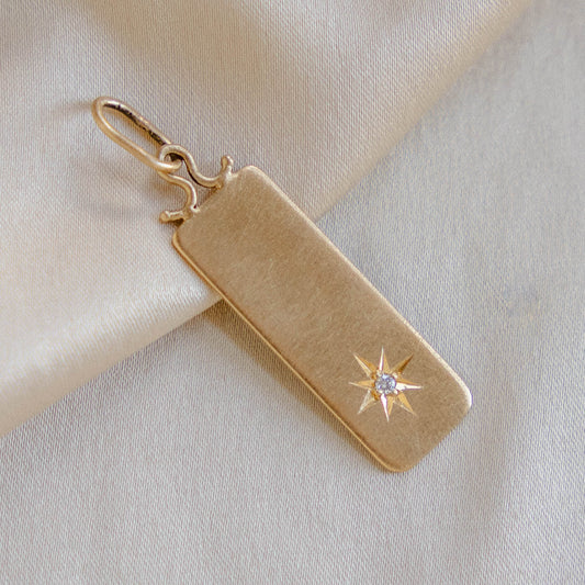 “Shooting Star”Charm Rectangular in 9k Gold